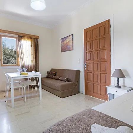 Tasoula With Sea View M4 Apartment Nikiana
