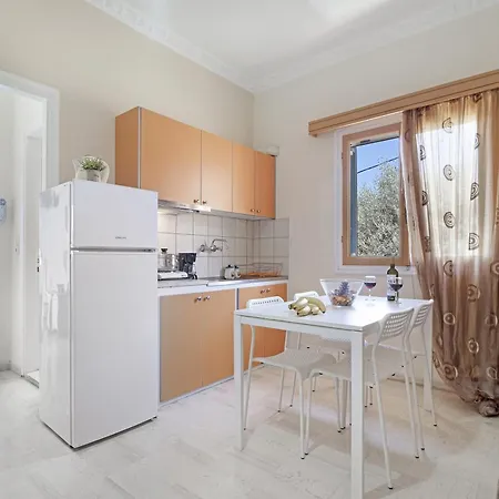 Tasoula With Sea View M4 Apartment